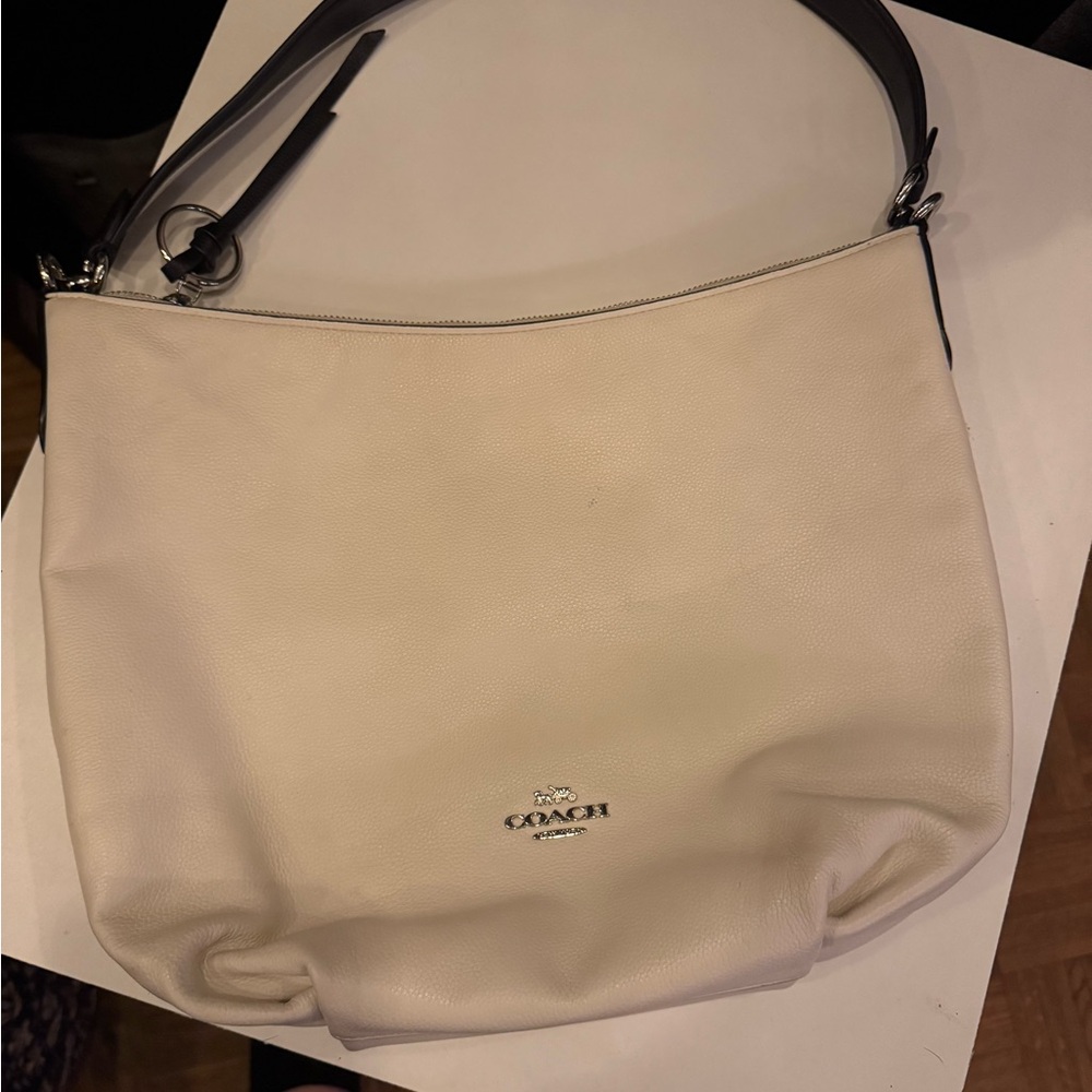 Coach Skyler Hobo White Leather Shoulder Bag